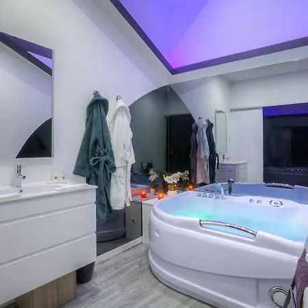 Love Borabora 4 Love hotel Trevoux
